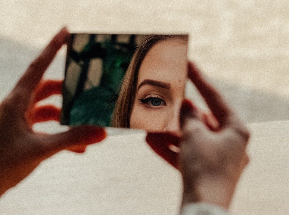 June 21 Zodiac Secrets: Traits, Compatibility, Predictions & More