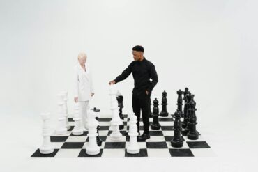 9 Genius Hacks to Play a Capricorn Man at His Own Game (and Win It)