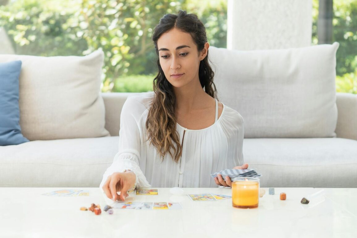 MysticSense Reviews from My Inner Circle: What Happened When I Sent 17 Women to Their Psychics