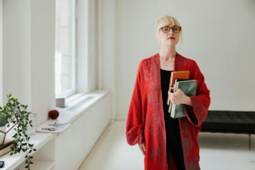 Inside Mindvalley’s Feng Shui for Life: My Unfiltered 2025 Review After Tracking 5 Women’s Transformations